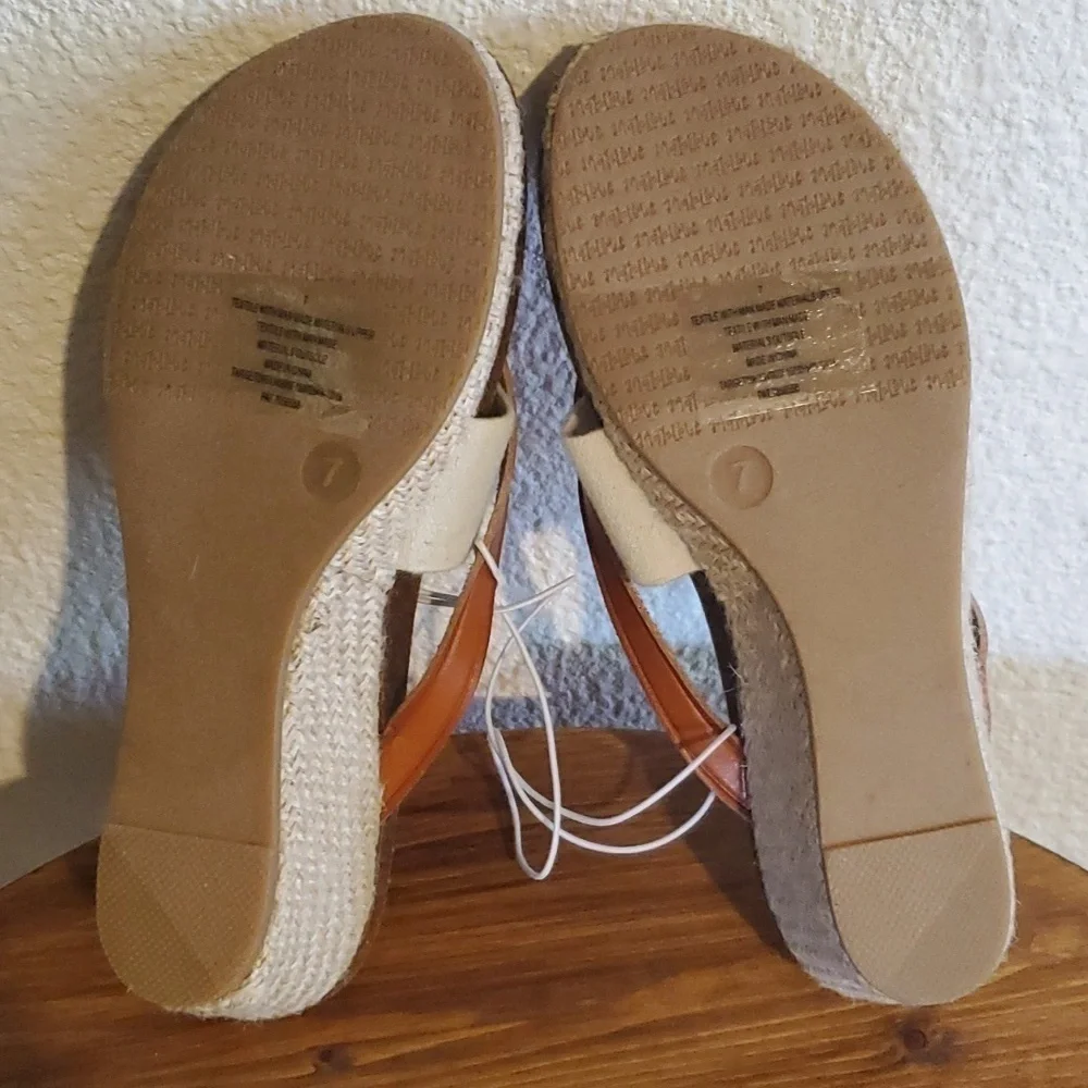 Mad love Womens Leather & Textile Thong Wedge Slide Neutral boho New! Sz.7